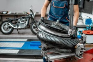 change motorcycle tire