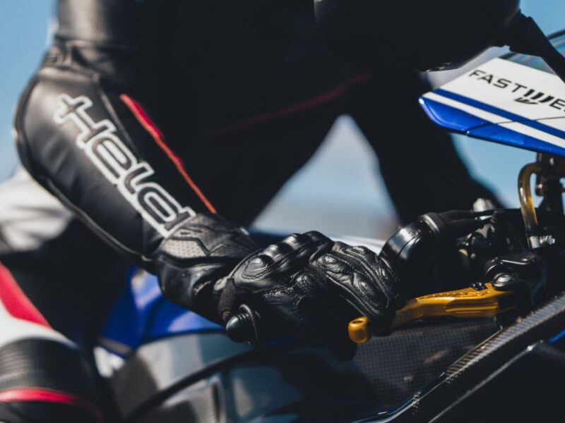 9 Best Winter Motorcycle Gloves in 2022