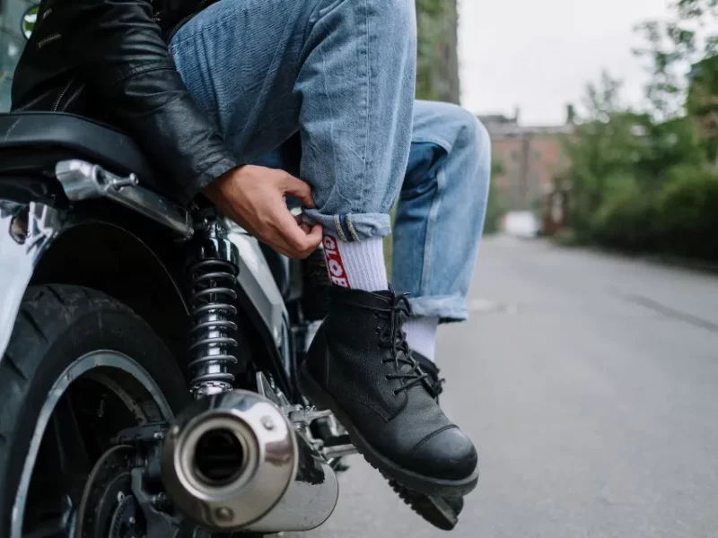 6 Best Motorcycle Shoes in 2023: Buying Guide