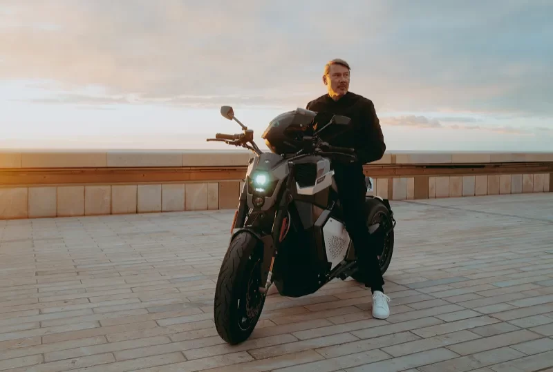 Electric Everything: Verge and the Mika Häkkinen Signature Edition Motorcycle