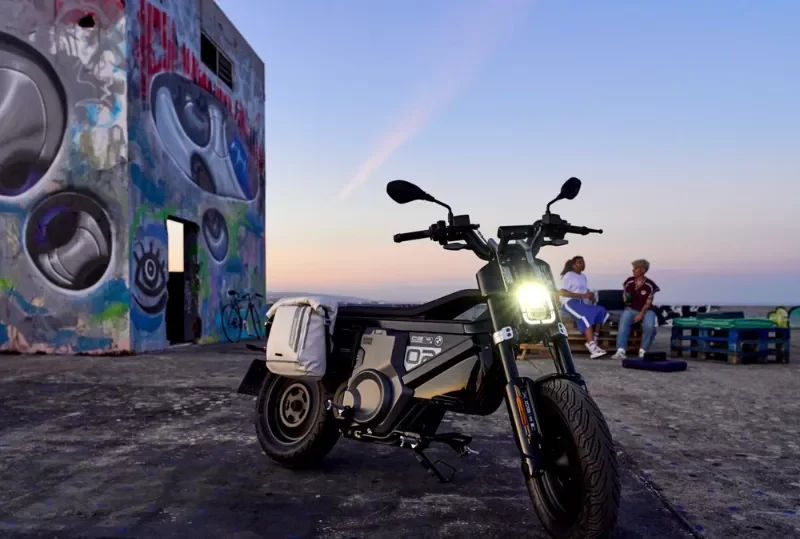 BMW CE 02 is a Rad Little E-Motorbike for the City